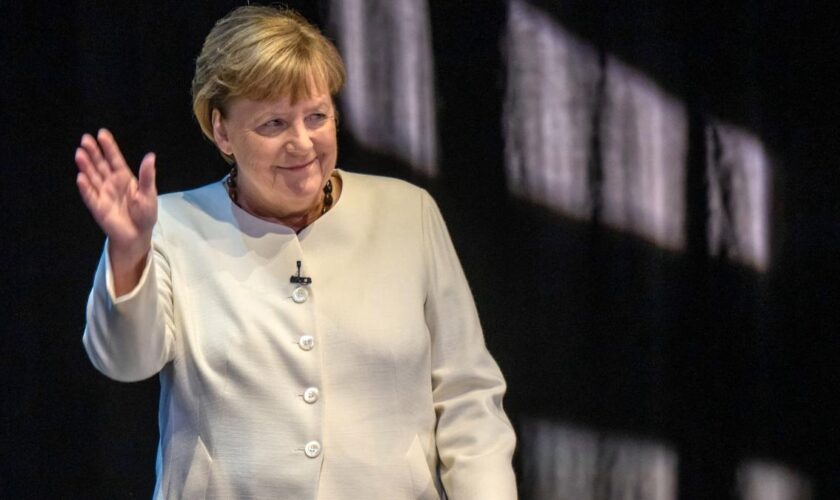 „Merz hat den unbedingten Willen zur Macht“, sagt Merkel