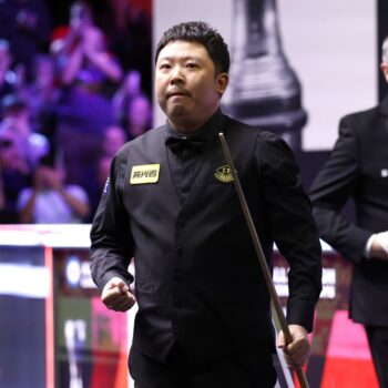 Zhang Anda hits 147 as Judd Trump and Neil Robertson fume at ‘unplayable’ table