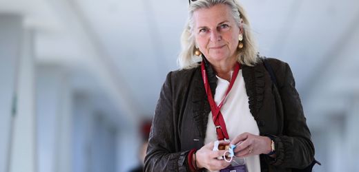 Karin Kneissl: Österreichs Ex-Außenministerin wird Dozentin an russischer Universität