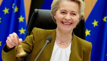 Ursula von der Leyen kann wohl bald eine neue Amtszeit ihrer Kommission einläuten (Archivbild). Foto: Virginia Mayo/AP