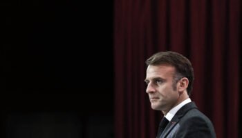 «Le gouvernement va tomber» : l’Elysée dément des propos prêtés à Macron