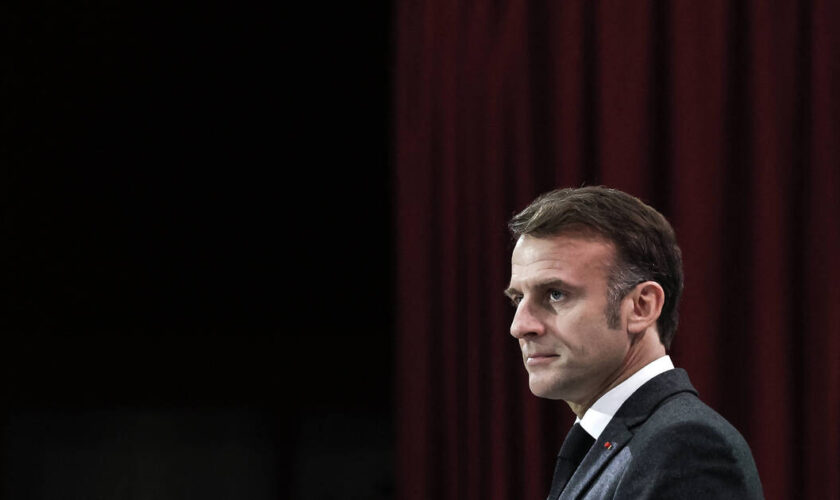 «Le gouvernement va tomber» : l’Elysée dément des propos prêtés à Macron