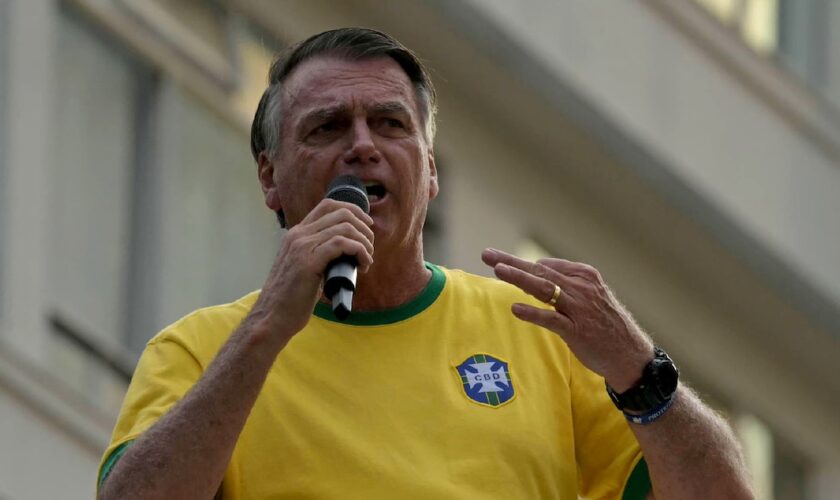 L'ancien président brésilien Jair Bolsonaro s'adresse à ses partisans lors d'un rassemblement à l'occasion de la fête de l'indépendance à Sao Paulo, au Brésil, le 7 septembre 2024