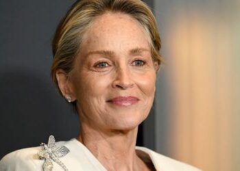 Sharon Stone beklagt sich über ungebildete, naive US-Amerikaner