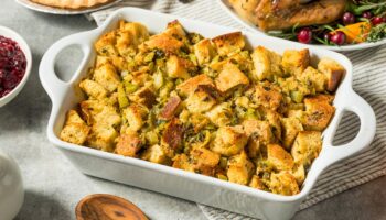 For Thanksgiving, this type of bread makes the best stuffing, chefs reveal