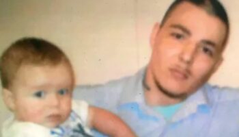 Family urges Streeting to help prisoner who set himself alight after serving 12 years for stealing phone