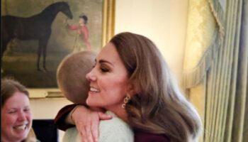 Teenage photographer Liz Hatton who inspired Princess Kate dies aged 17