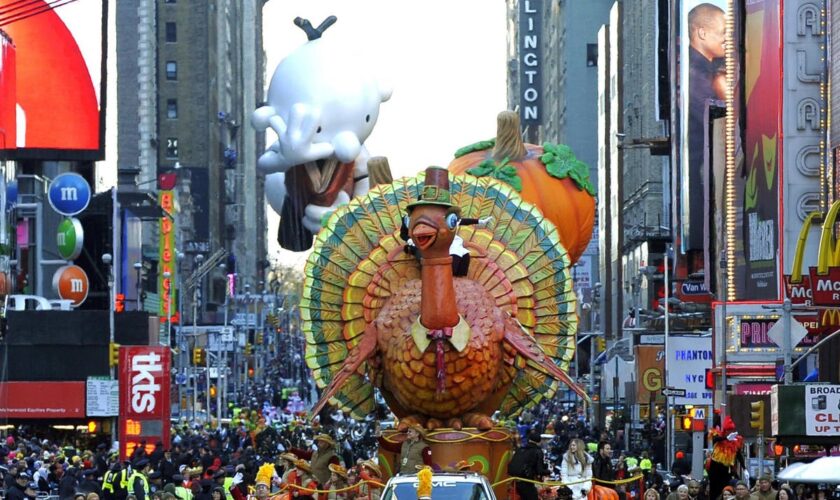 Macy’s Thanksgiving Day Parade kicks off a century after its first trip through Manhattan