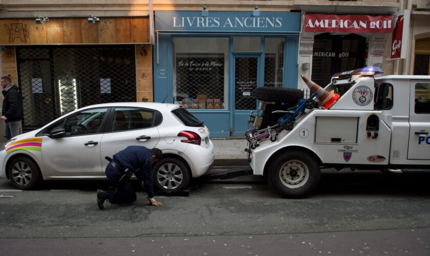 Combien de temps peut-on laisser sa voiture au même endroit ? Dépasser cette durée peut vous coûter cher