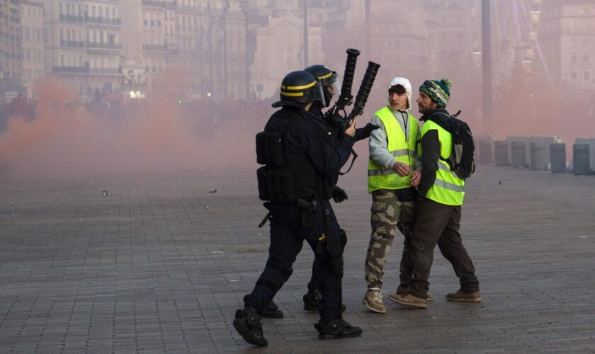 Zineb Redouane tuée à Marseille pendant les Gilets jaunes : six ans après, un CRS mis en examen