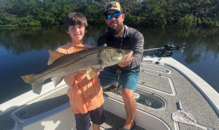 Florida fishing captain pulls off surprise boat trip for teen after single mom's Facebook plea