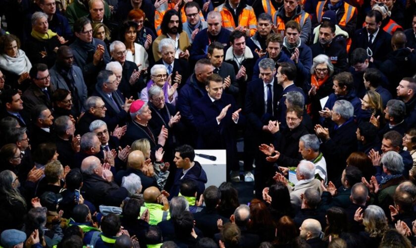 À Notre-Dame de Paris, Emmanuel Macron rend hommage à Jean-Louis Georgelin