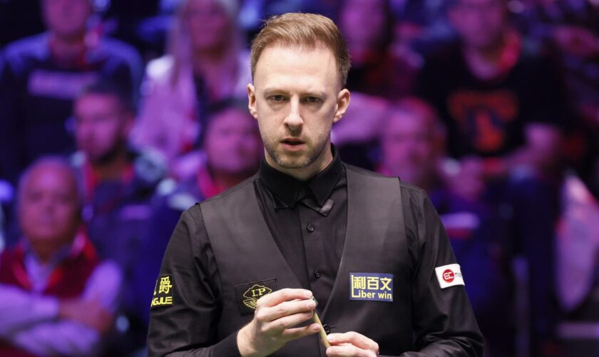 Sparkling Judd Trump powers into UK Championship semi-finals