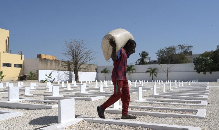 Massacre de Thiaroye au Sénégal : le “geste historique” d’Emmanuel Macron