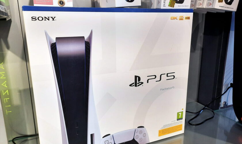 Erreur de prix ou future promo sur la PS5 ? Quand Amazon s'emballe avec une offre folle pour le Black Friday