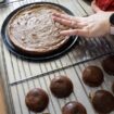 La science d’un gâteau au chocolat sans œufs (réussi)