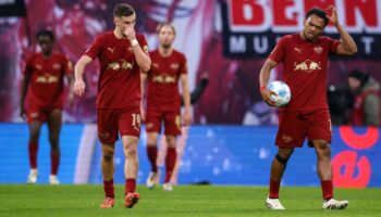 0:3 im eigenen Stadion zur Halbzeit. RB Leipzig ist komplett von der Rolle. Foto: Jan Woitas/dpa