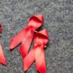 Am 1. Dezember ist Welt-Aids-Tag. (Symbolbild) Foto: Hannes P. Albert/dpa