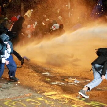 Georgien: Tausende Menschen protestieren für proeuropäische Politik in Georgien