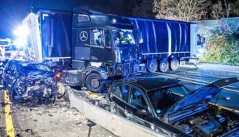 Neuss und Hagen in NRW: Viele Verletzte bei Chaosfahrt von Lkw auf A46 und A1