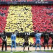 Abrazo orgulloso de Mestalla a las víctimas de la DANA, lágrimas y un gol que llegó desde el barro