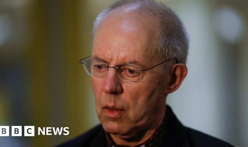 Abuse survivors call for further Church of England resignations