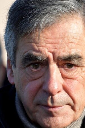 Affaire des emplois fictifs : les sanctions contre François Fillon réexaminées lundi