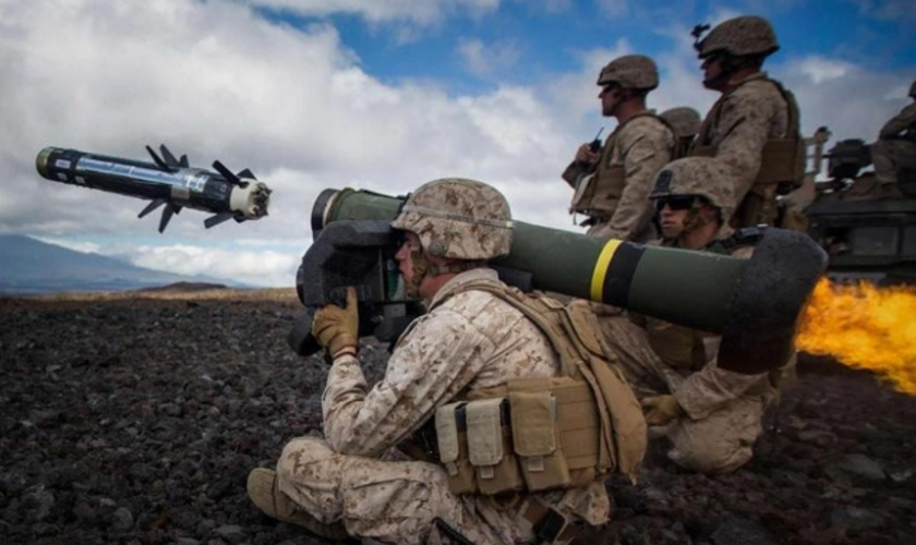 Altos mandos y funcionarios alertan de que el Pentágono se queda sin misiles de defensa aérea mientras aumenta la demanda