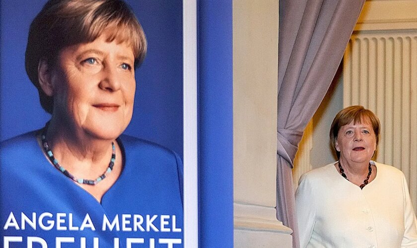 Angela Merkel, en la presentación de sus memorias en Berlín: "Mis temblores eran por la muerte de mi madre"