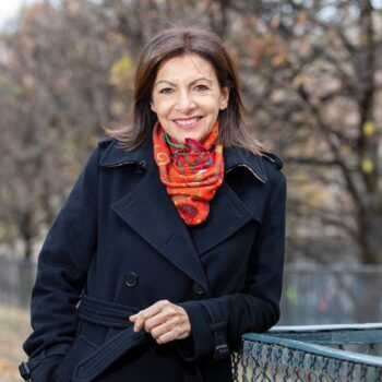 Anne Hidalgo : fierté et aplomb d’une maire qui a suscité des tempêtes