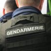 Après un accident de voiture, elle cache la drogue en forêt… sous l’œil de chasseurs, qui la dénoncent aux gendarmes