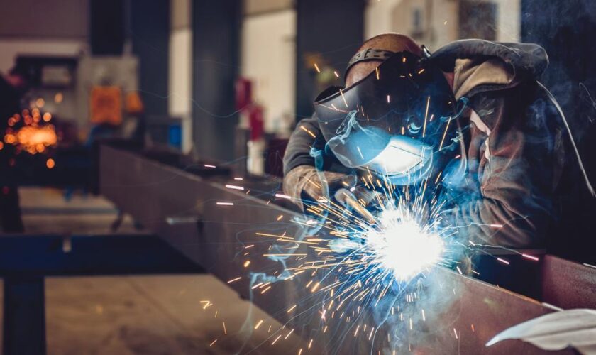 Ateliers, visites d’usine, salons... En manque de bras, l’industrie fait feu de tout bois pour attirer les Français