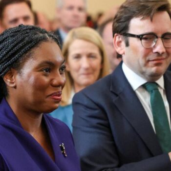 Au Royaume-Uni, l’élection de Kemi Badenoch à la tête du parti conservateur marque un virage à droite