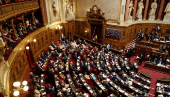 Budget 2025 : le Sénat complique les économies demandées par le gouvernement aux territoires