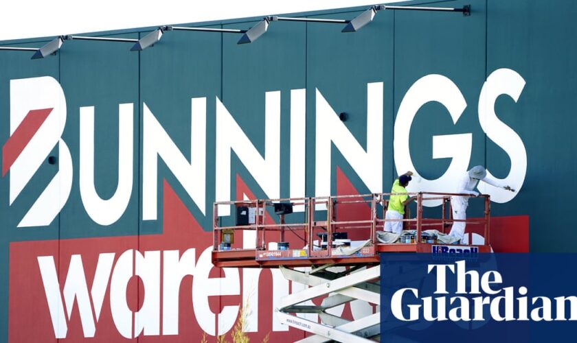 Bunnings breached privacy of customers by using facial recognition, watchdog finds