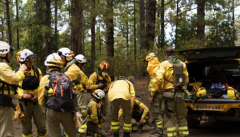 Cinco islas de Canarias entran en prealerta por riesgo de incendio en pleno otoño