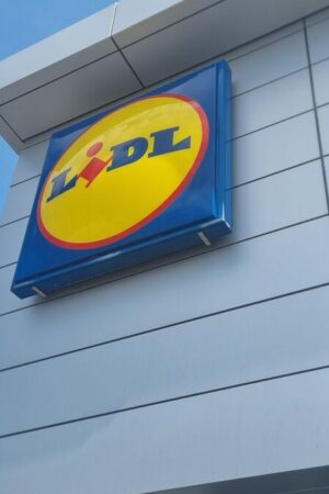 Colère des agriculteurs : une plate-forme Lidl bloquée dans les Bouches-du-Rhône