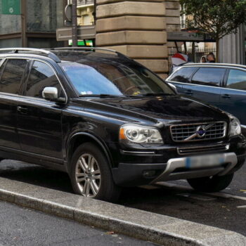 Cycliste tué à Paris : le sénateur Ian Brossat veut une loi « pour permettre aux villes d’interdire les SUV »