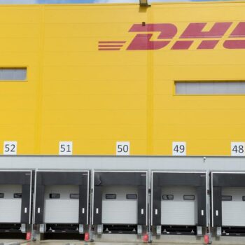 DHL Express va ouvrir une nouvelle plateforme logistique en France pour accentuer son avance sur FedEx et UPS