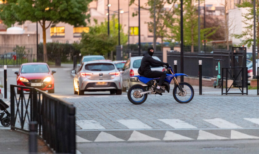 Dans l’Oise, le maire de Compiègne veut lutter contre les rodéos motorisés avec des drones et des armes de paintball