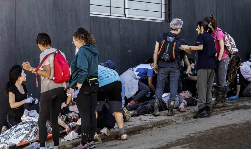 Diecisiete voluntarios intoxicados por monóxido de carbono en un garaje de Chiva