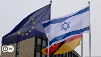 EU ministers reject suspending dialogue with Israel