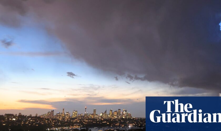 Eastern Australia heatwave to make way for ‘volatile thunderstorms’ and rainy weather