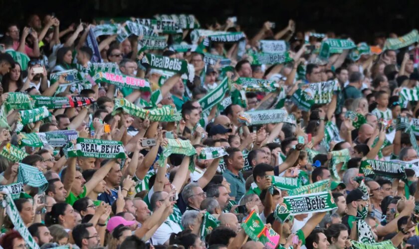 El Betis envía a sus socios una encuesta para «hacerles partícipes de la transformación del estadio Benito Villamarín»