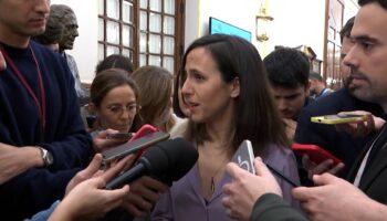 El Gobierno aprueba su paquete fiscal tras atar a Podemos, que cede con una incierta promesa de gravar a las energéticas