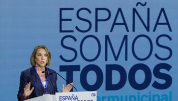 El PP denuncia el "proyecto golpista" de Pedro Sánchez y contraprograma una cumbre intermunicipal durante el Congreso "de la corrupción" del PSOE