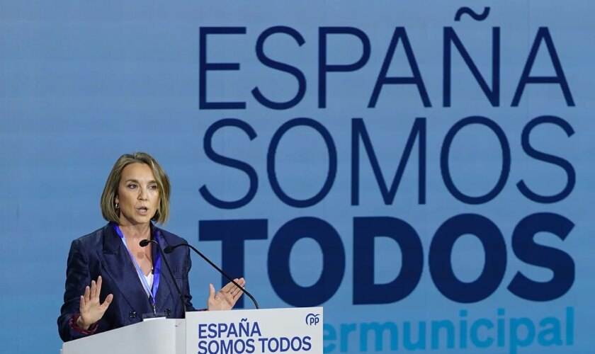 El PP denuncia el "proyecto golpista" de Pedro Sánchez y contraprograma una cumbre intermunicipal durante el Congreso "de la corrupción" del PSOE