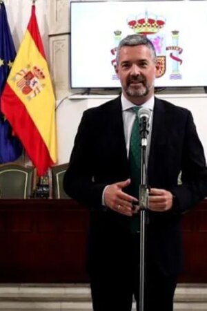 El alcalde de Rota se desmarca de Ruiz Boix y lidera la corriente de apoyo a Espadas en el PSOE de Cádiz