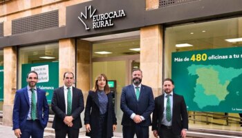 Eurocaja Rural apuesta por la generación de empleo y la vocación de servicio con su primera oficina en Salamanca