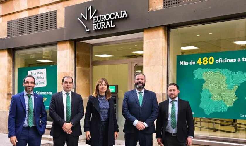 Eurocaja Rural apuesta por la generación de empleo y la vocación de servicio con su primera oficina en Salamanca